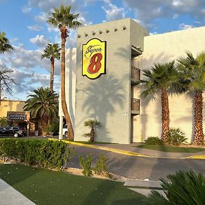 Super 8 By Wyndham Las Vegas North Strip/Fremont St. Area